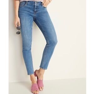 Old Navy Women’s Rockstar Jeans